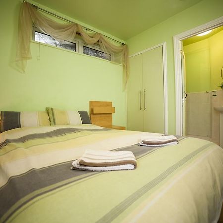 Bed and Breakfast The Missing Sock Cambridge  Exterior foto